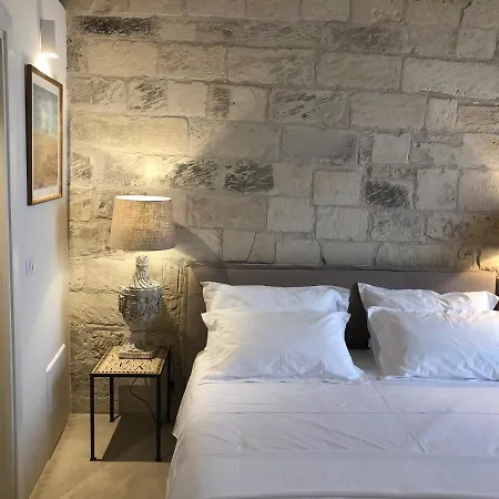 Luleccio Lejlighedshotel Lecce