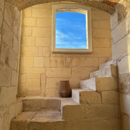 Luleccio Aparthotel 4*