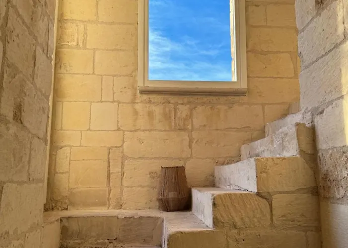 Luleccio Aparthotel 4*